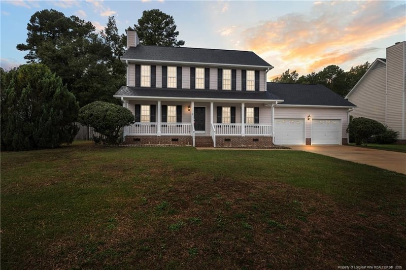 5504 Shady Pine Ct, Hope Mills, NC 28348