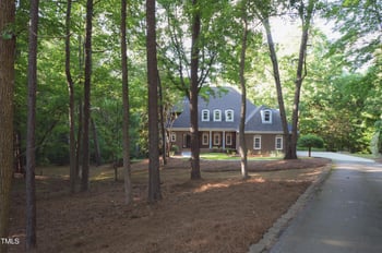 5504 Spring Bluffs Ln, Raleigh, NC 27606