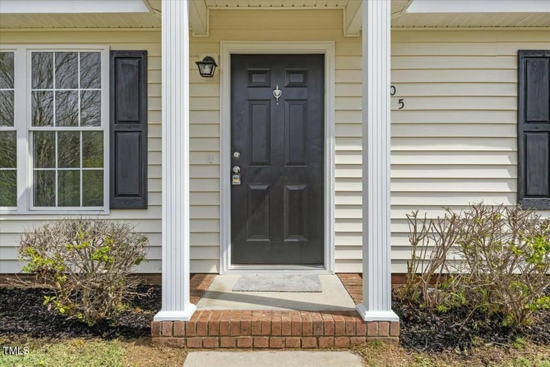 5505 Armada Dr, Raleigh, NC 27610