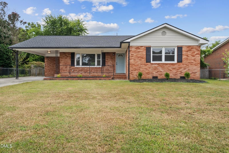 5505 Dodge Dr, Fayetteville, NC 28303