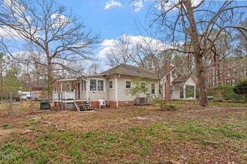 5505 Farrington Rd, Chapel Hill, NC 27517
