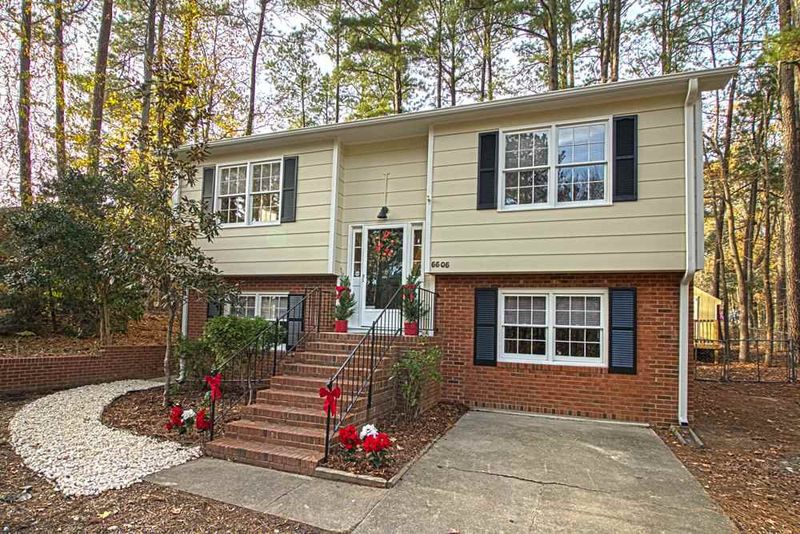 5505 Mccormick Dr, Durham, NC 27713