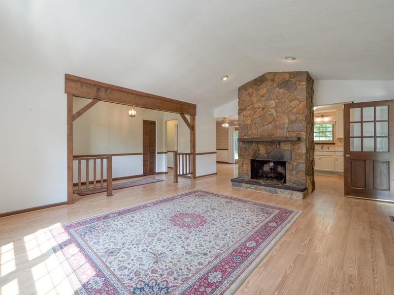 5505 Oldtowne Rd, Raleigh, NC 27612