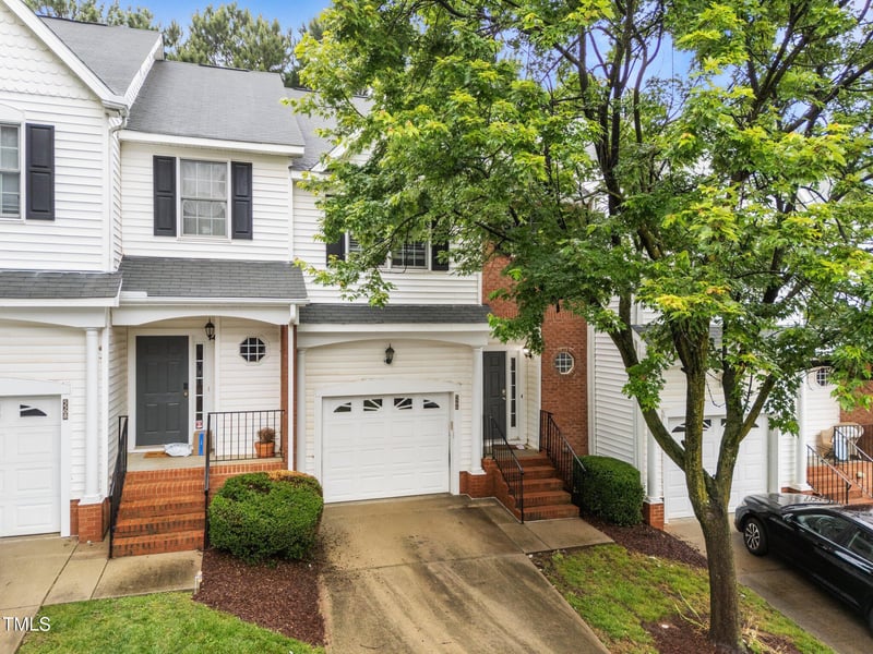 5506 Cottonrose Ln, Raleigh, NC 27606
