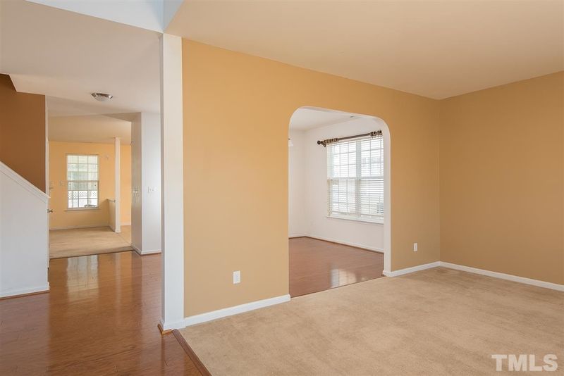 5507 Bennington Park Dr, Durham, NC 27703