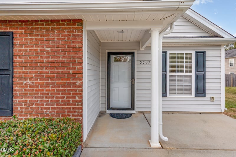 5507 Skylock Dr, Raleigh, NC 27610