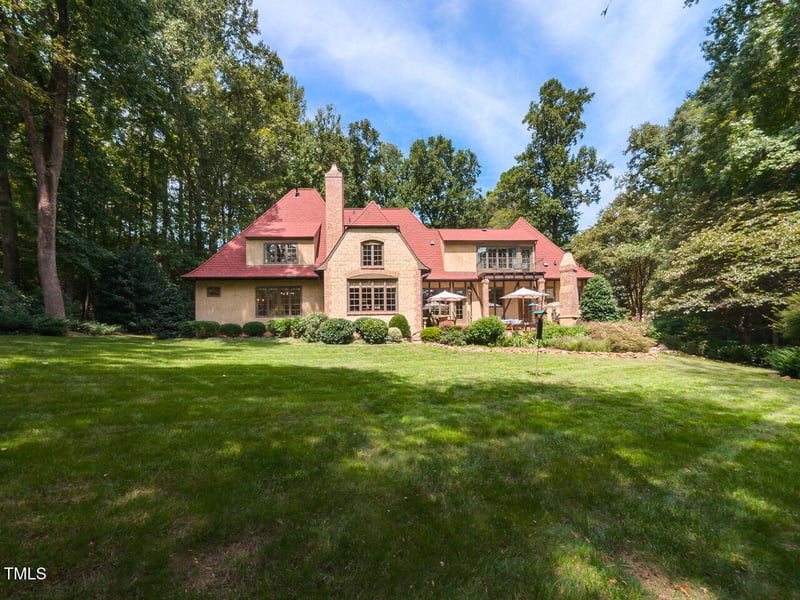 5507 Spring House Ln, Chapel Hill, NC 27516