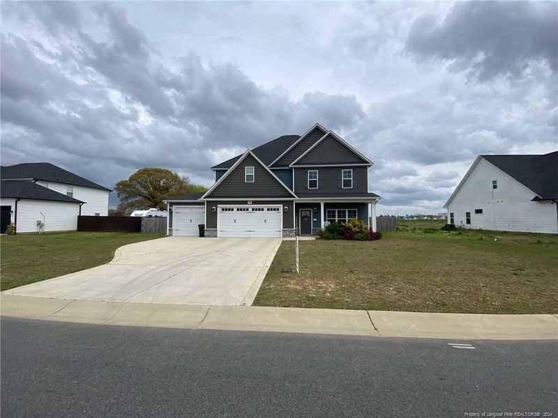 5508 Mountain Run Dr, Hope Mills, NC 28348