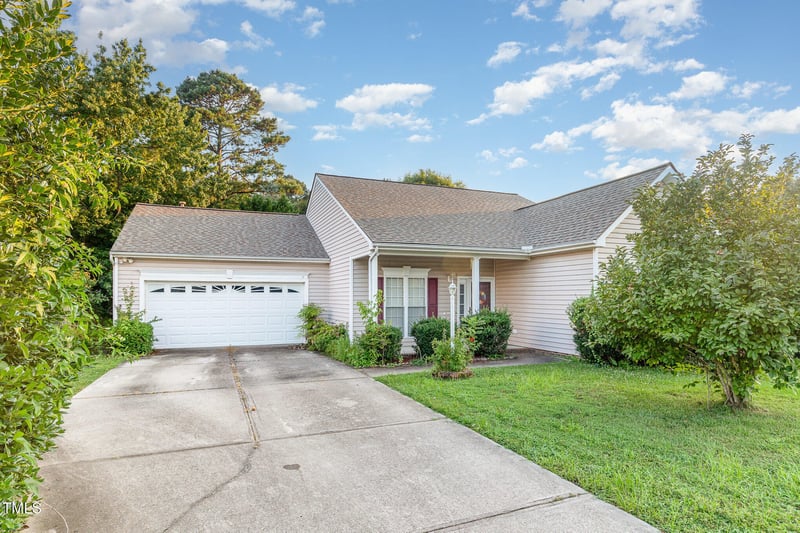 5508 Neuse Wood Dr, Raleigh, NC 27616