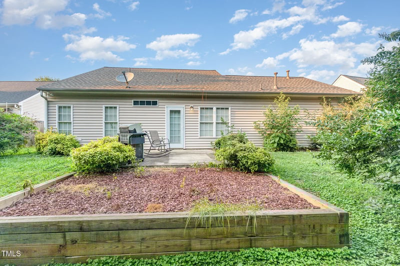 5508 Neuse Wood Dr, Raleigh, NC 27616