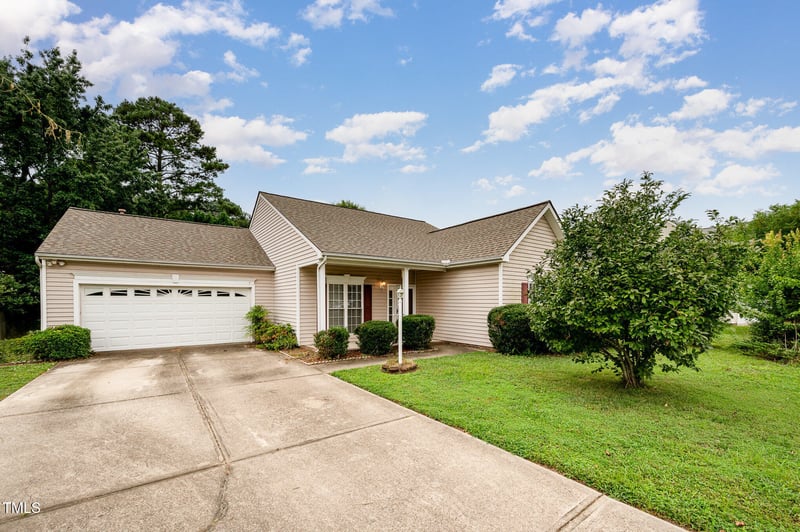 5508 Neuse Wood Dr, Raleigh, NC 27616