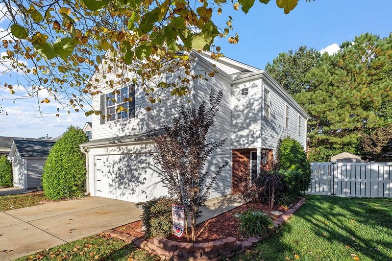 5508 Roan Mountain Dr, Raleigh, NC 27613