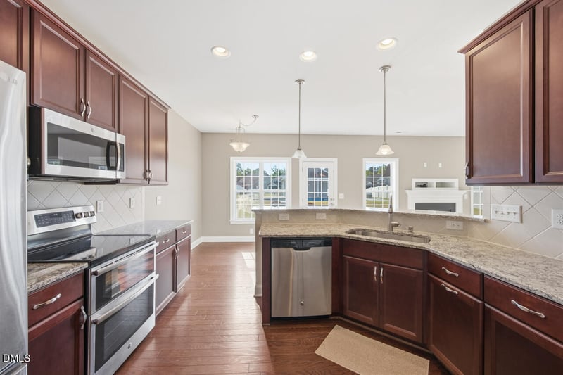 5508 Weathered Rock Ct, Knightdale, NC 27545