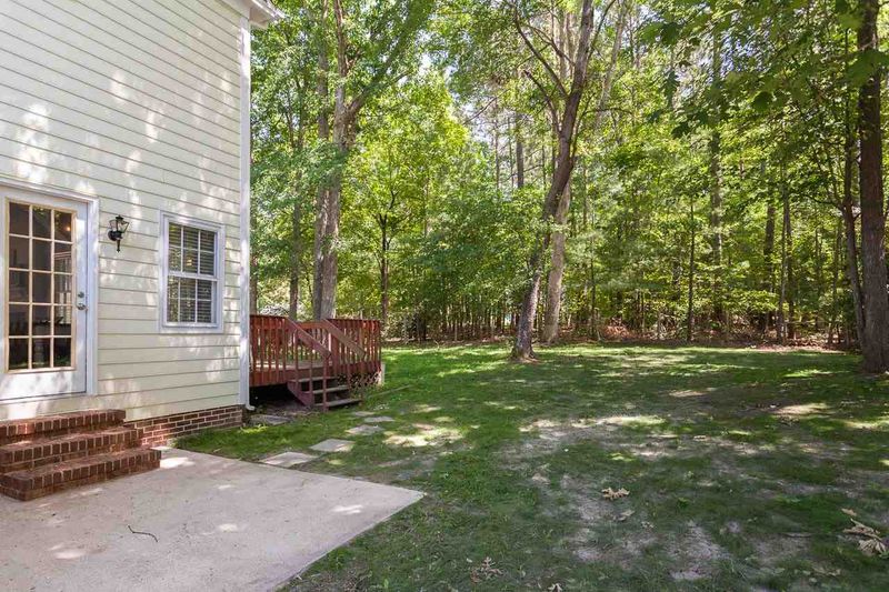 5509 Banwell Pl, Raleigh, NC 27613