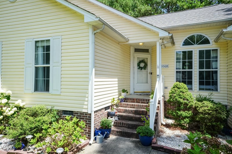 5509 Chilvary Ct, Knightdale, NC 27545