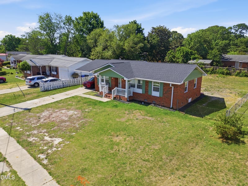 5509 Ramshorn Dr, Fayetteville, NC 28303