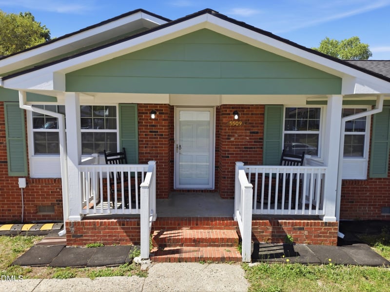 5509 Ramshorn Dr, Fayetteville, NC 28303