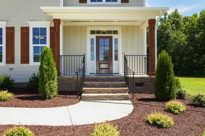 5509 Red Line Ct, Raleigh, NC 27603