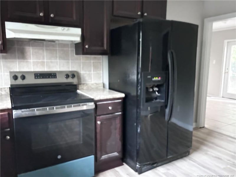 551 Alleghany Rd, Fayetteville, NC 28304