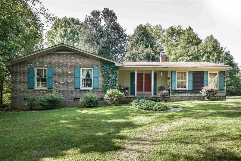 551 Dixon Rd, Graham, NC 27253