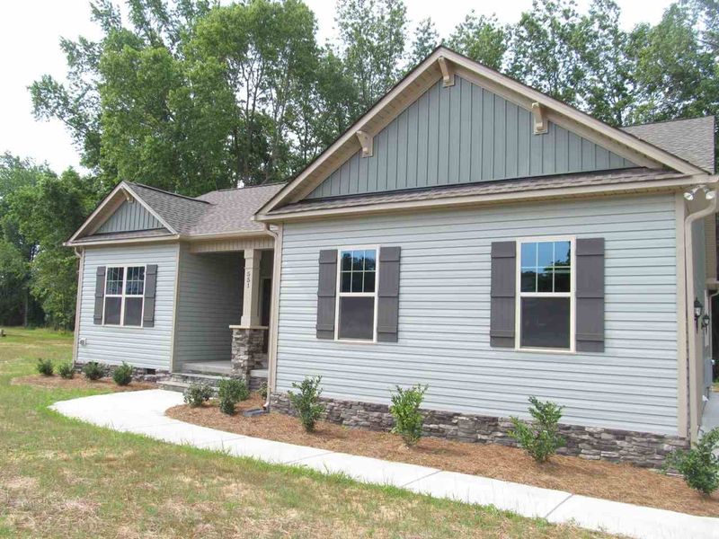 551 Gordon Rd, Clayton, NC 27520