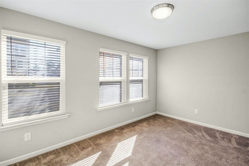 551 Grand Central Station, Apex, NC 27502