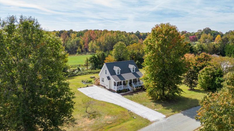 5510 Fieldview Rd, Mebane, NC 27302
