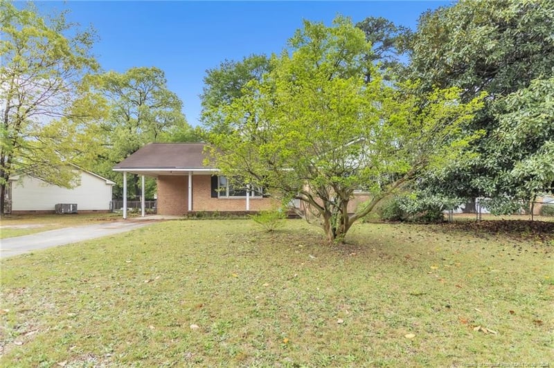 5511 Mesa Dr, Fayetteville, NC 28303