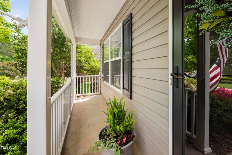 5512 Bridgeman Ct, Durham, NC 27703