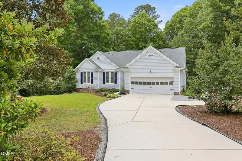 5512 Doemont Dr, Apex, NC 27539