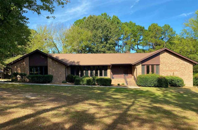 5512 Edington Ln, Raleigh, NC 27604