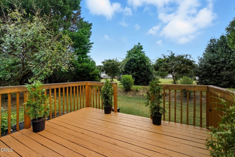 5512 Grand Traverse Dr, Raleigh, NC 27604