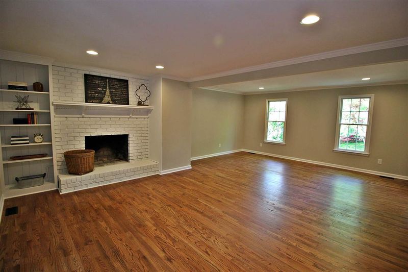 5512 Mapleridge Rd, Raleigh, NC 27609