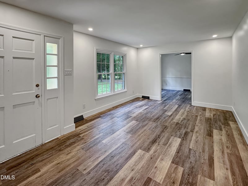 5512 Redwood Rd, Durham, NC 27704