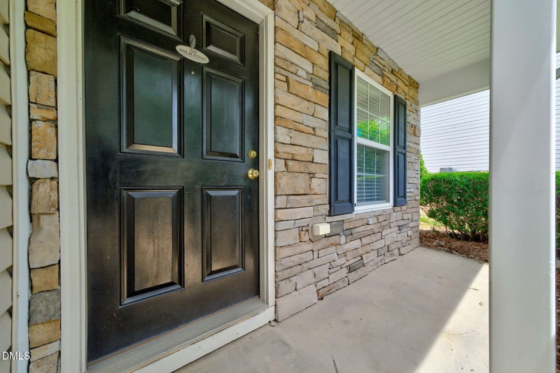5512 Roan Mountain Pl, Raleigh, NC 27613