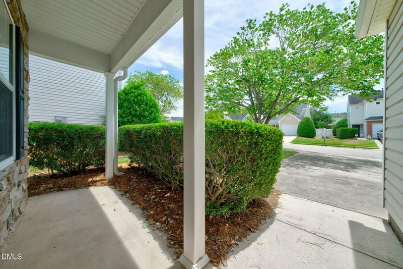 5512 Roan Mountain Pl, Raleigh, NC 27613