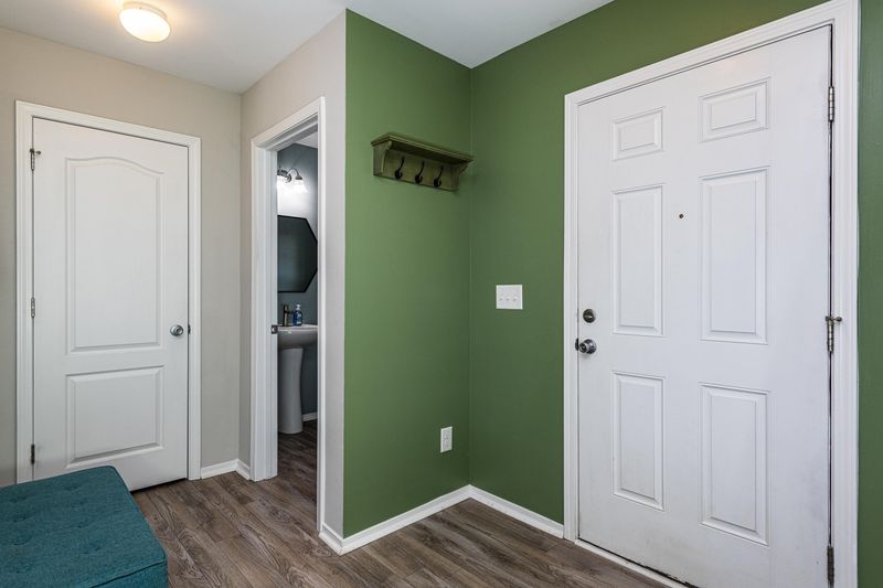 5512 Silver Ash Dr, Raleigh, NC 27616
