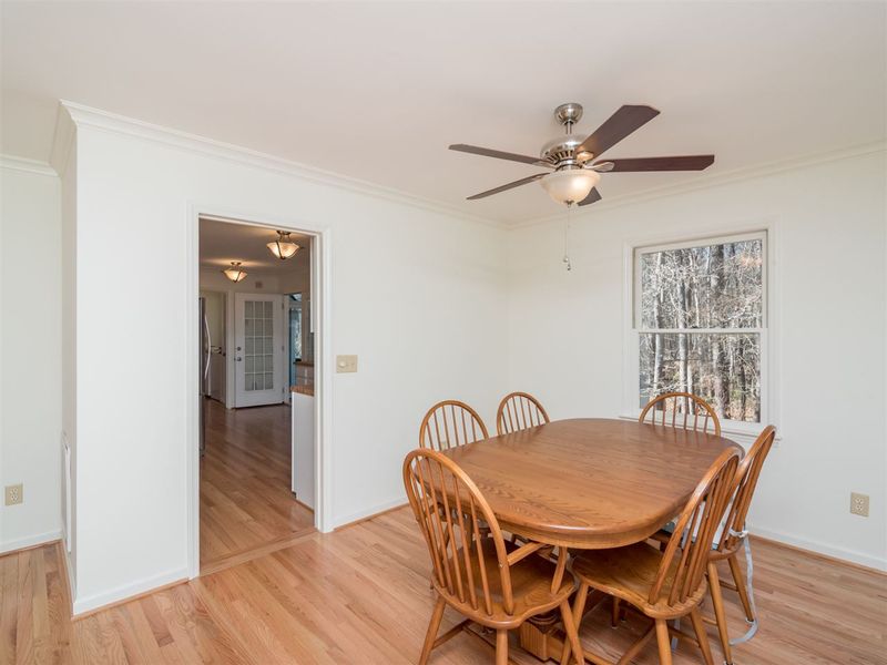 5512 Woodberry Rd, Durham, NC 27707