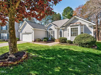 5513 Chapel Cove Ln, Raleigh, NC 27617