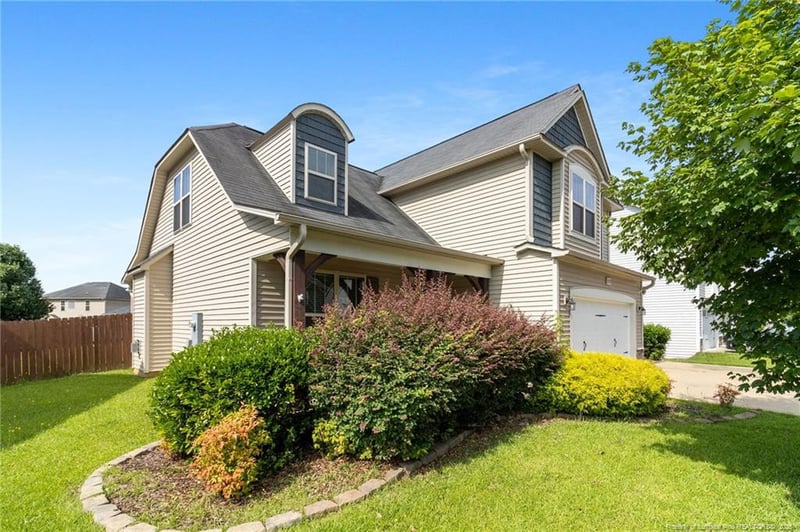 5513 Hickory Knoll Rd, Fayetteville, NC 28314