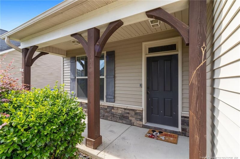 5513 Hickory Knoll Rd, Fayetteville, NC 28314