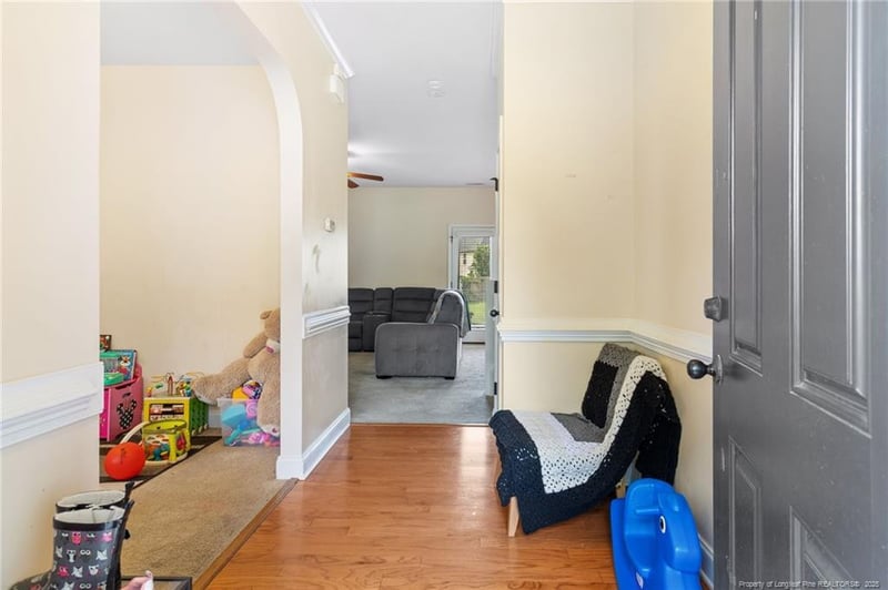 5513 Hickory Knoll Rd, Fayetteville, NC 28314