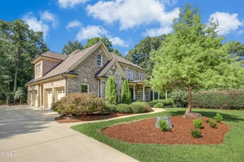 5513 Hickory Leaf Dr, Raleigh, NC 27606