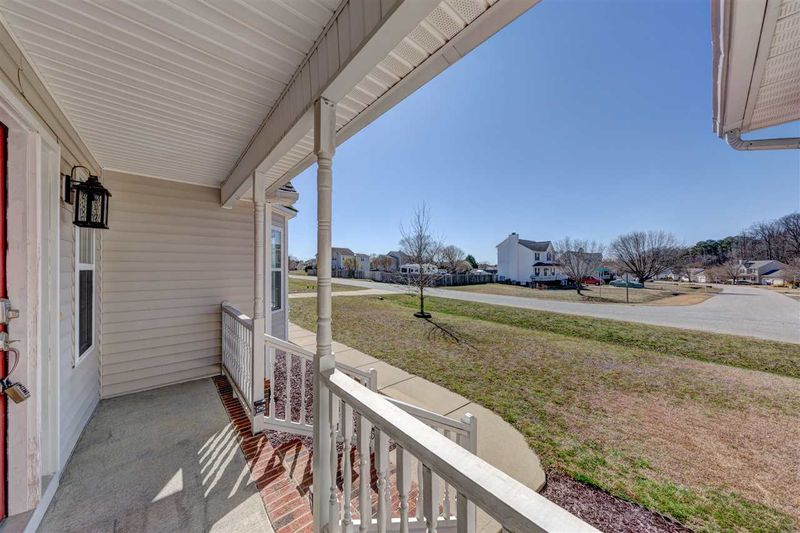 5513 Meadowland Ln, Raleigh, NC 27603