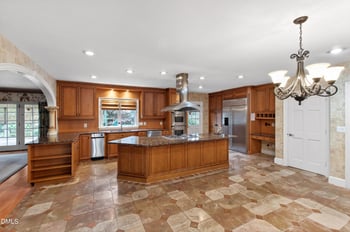 5515 Lambshire Dr, Raleigh, NC 27612