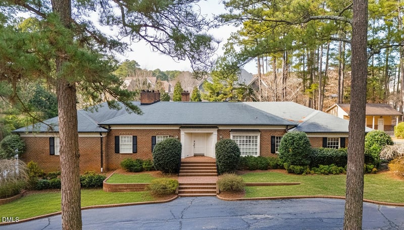 5515 Lambshire Dr, Raleigh, NC 27612