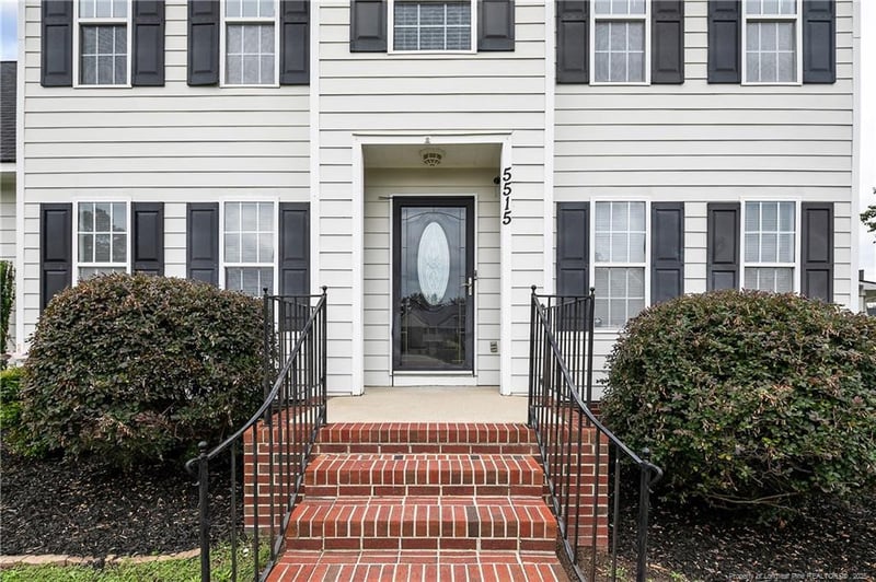 5515 Miranda Dr, Hope Mills, NC 28348
