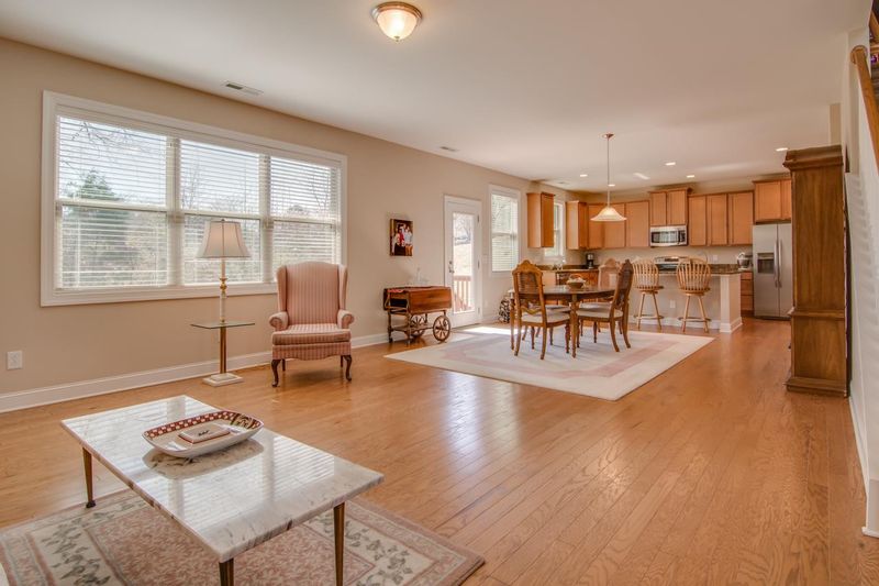 5515 Weston Downs Dr, Durham, NC 27707