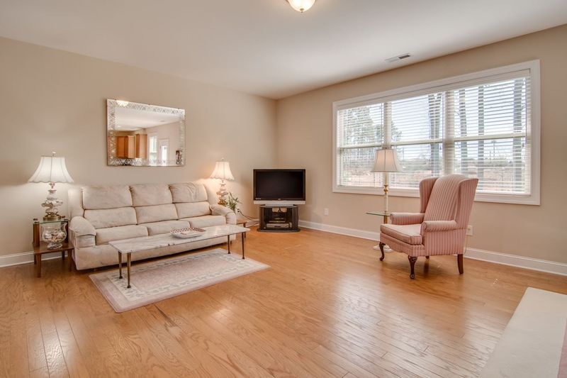 5515 Weston Downs Dr, Durham, NC 27707