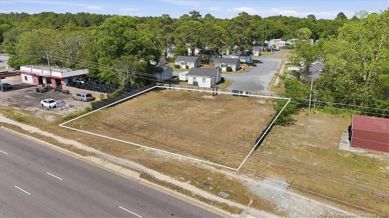 5516 Bragg Blvd, Fayetteville, NC 28303